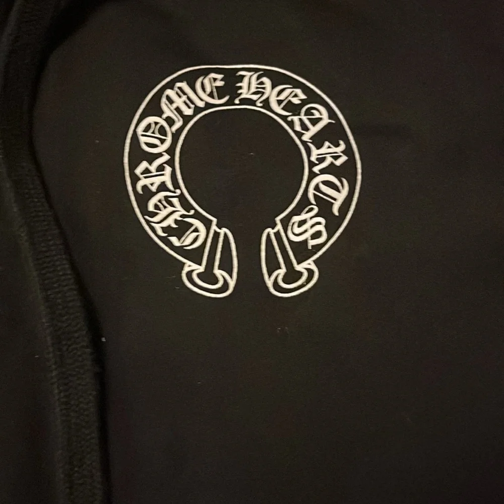 Sold - Picture 3 of 5